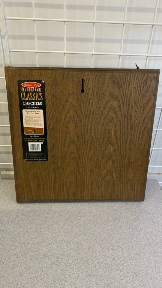 WOOD MELISSA AND DOUG CHECKER BOARD W/WOOD PIECES.