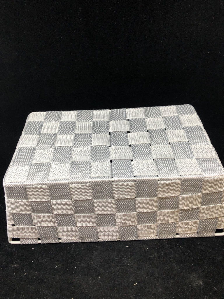 LIGHT GREY WOVEN FABRIC BASKET W/ HANDLES.