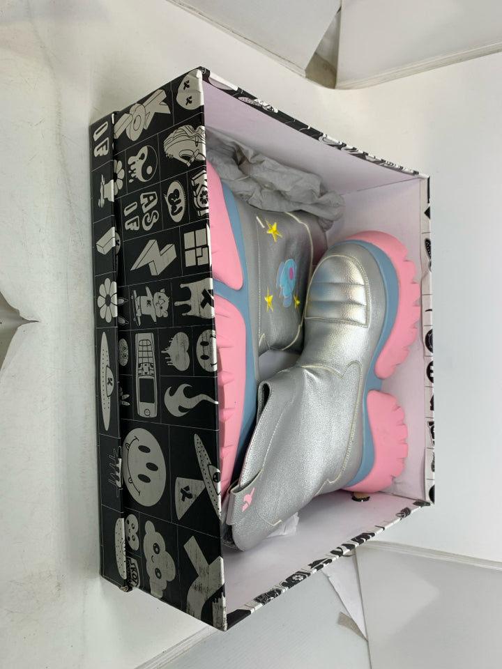 Koi Galaxy Space Platform Boots (Uk-7)- *Gently Used w/ Box