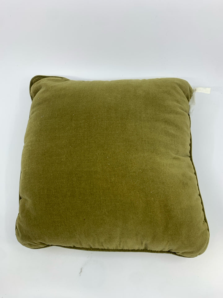 GREEN EMBROIDERED PILLOW.