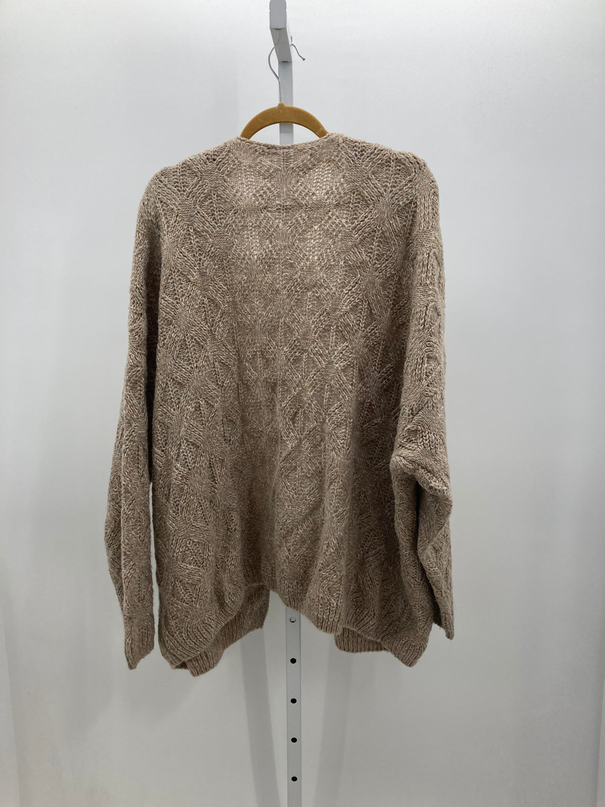 moon & madison Size Large Misses Cardigan