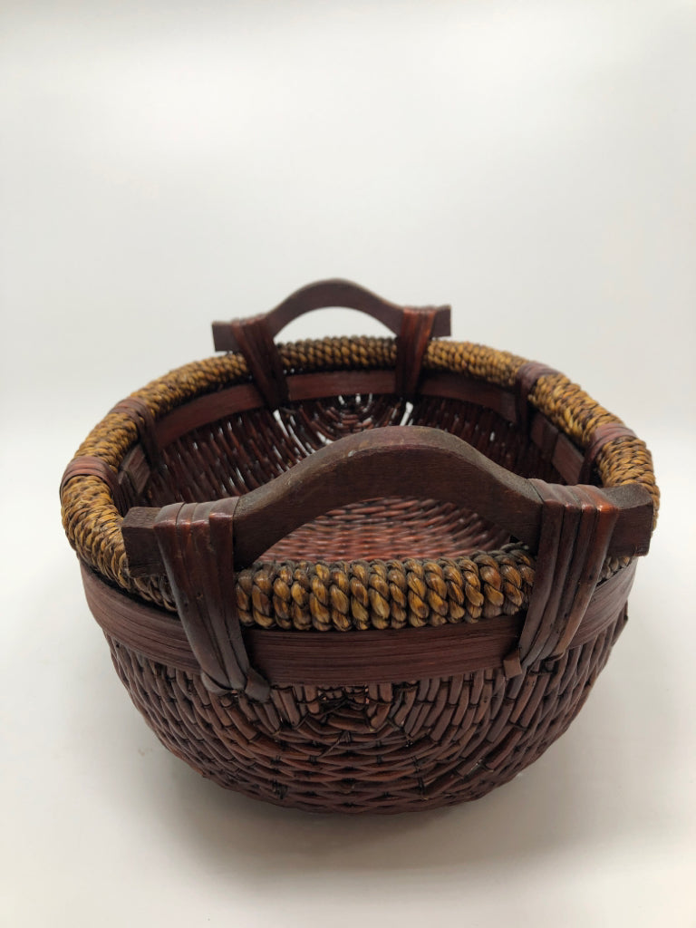 RED WICKER WOVEN BASKET W/TWINE RIM+WOODEN HANDLES.