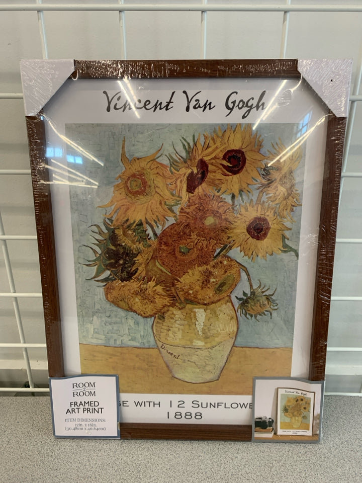 NIP VAN GOGH VASE W/SUNFLOWERS WALL ART.