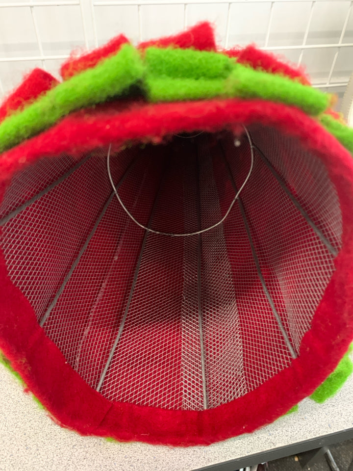 FELT-LOOP CHRISTMAS TREE RED/GREEN.