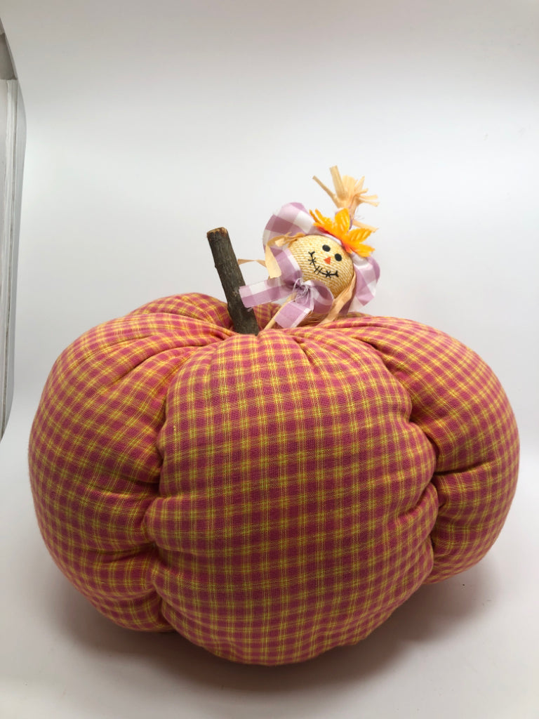 PINK PLAID FABRIC PUMPKIN DECOR W/SCARECROW FACE.