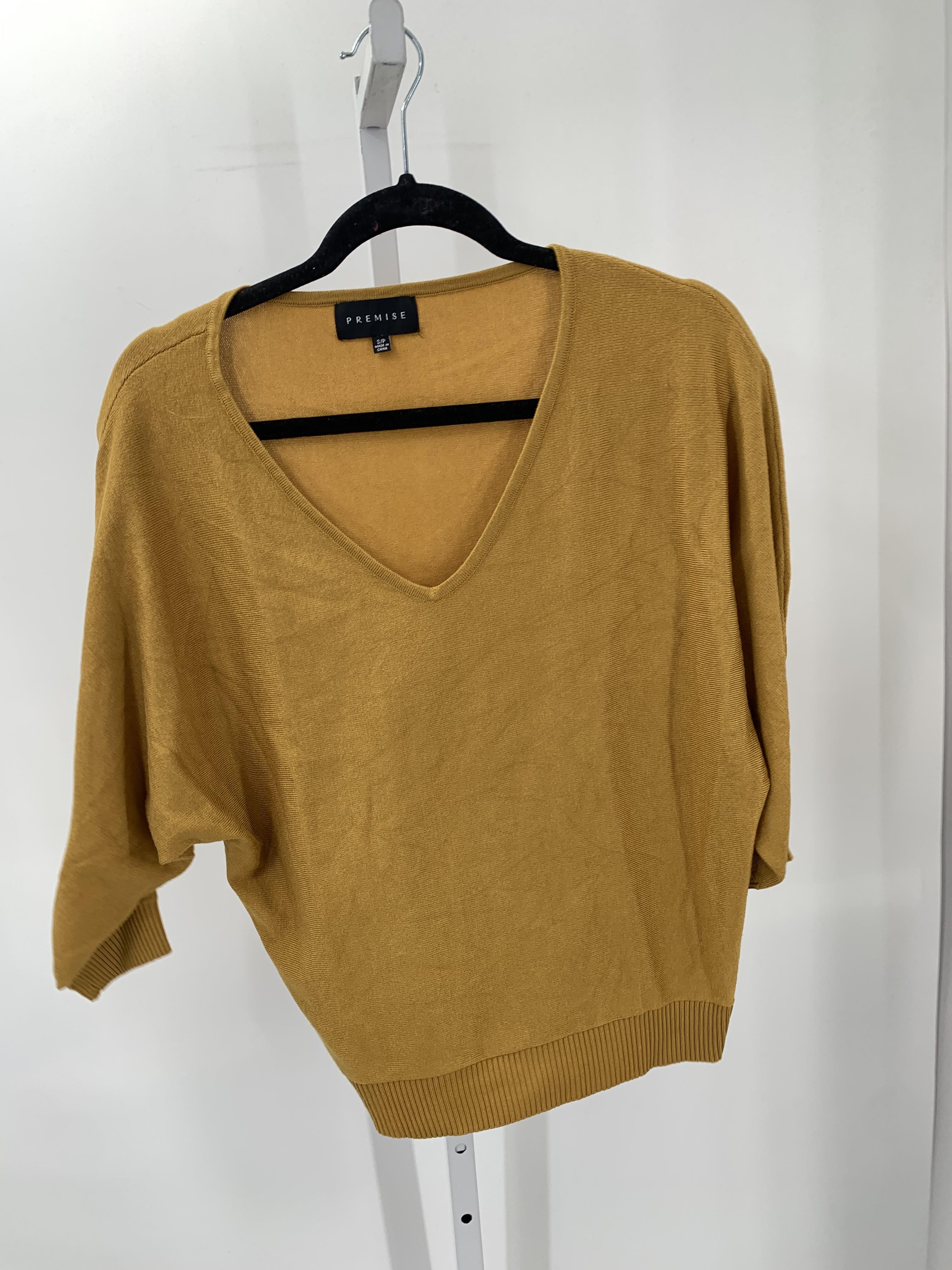 Premise Size Small Misses 3/4 Sleeve Sweater