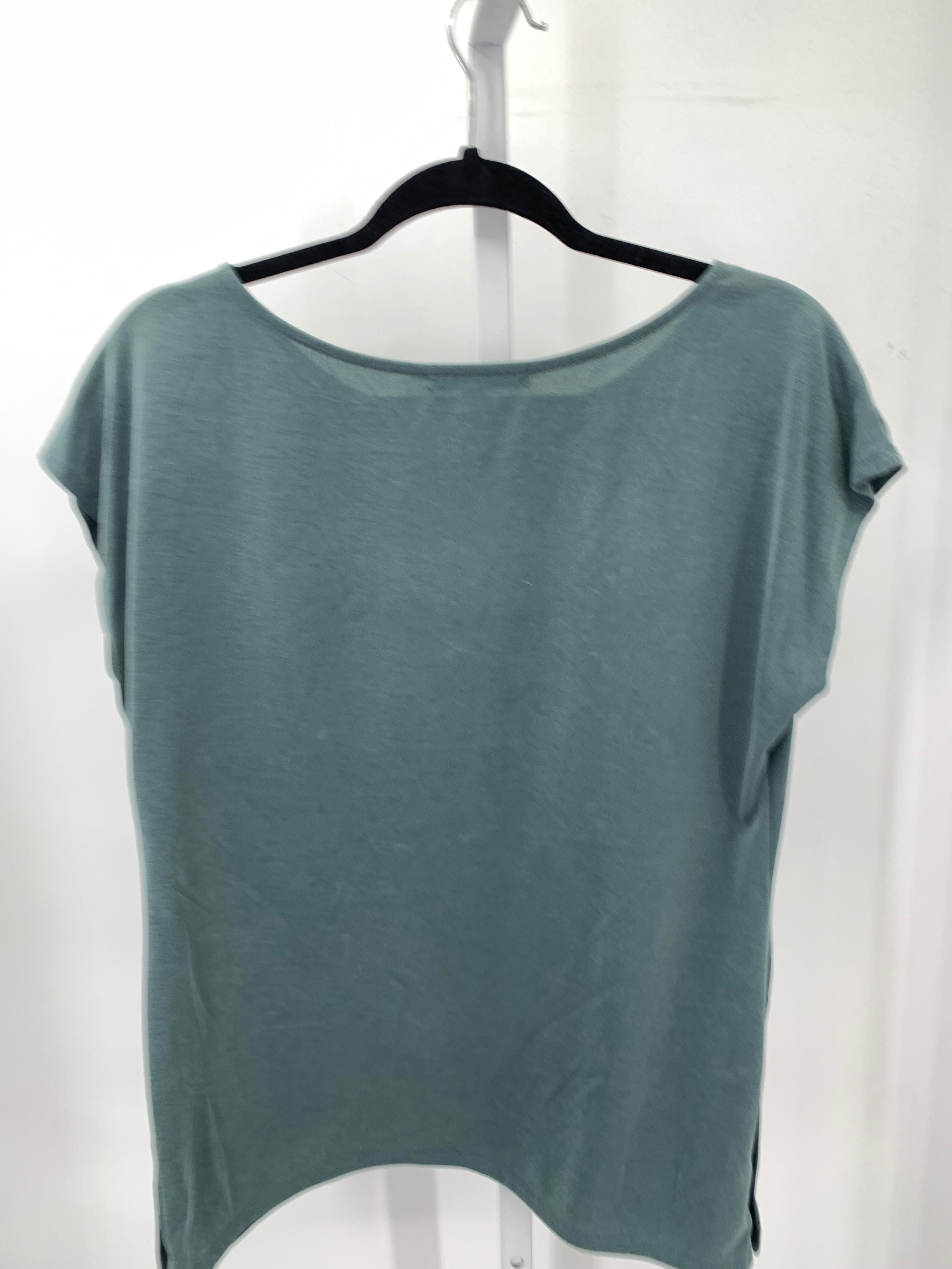 Green Envelope Size Medium Misses Short Sleeve Shirt