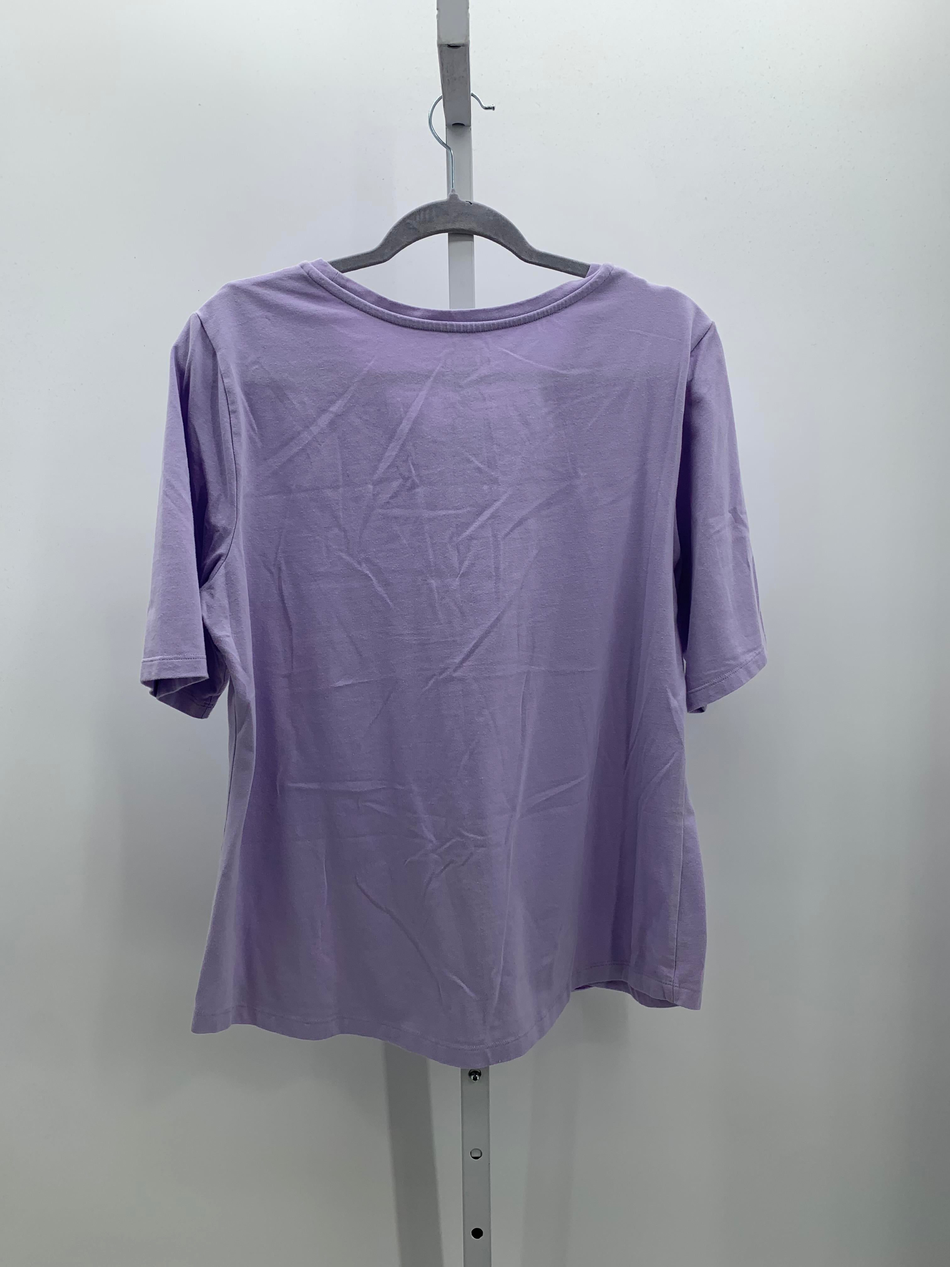 d & co. Size Medium Misses Short Sleeve Shirt