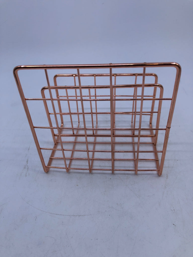 2 SLOT ROSE GOLD METAL GRATED DESK ORGANIZER.