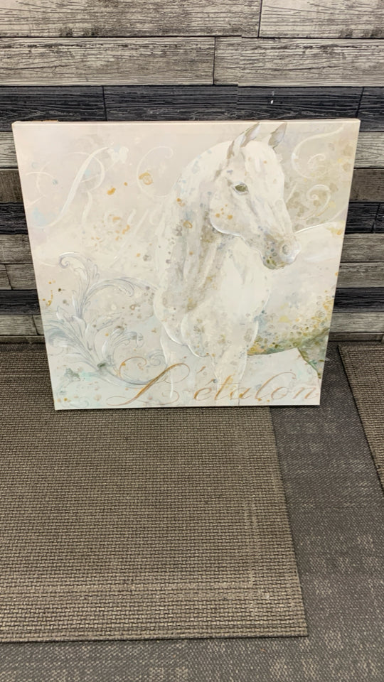 WHITE PAINTED HORSE CANVAS.