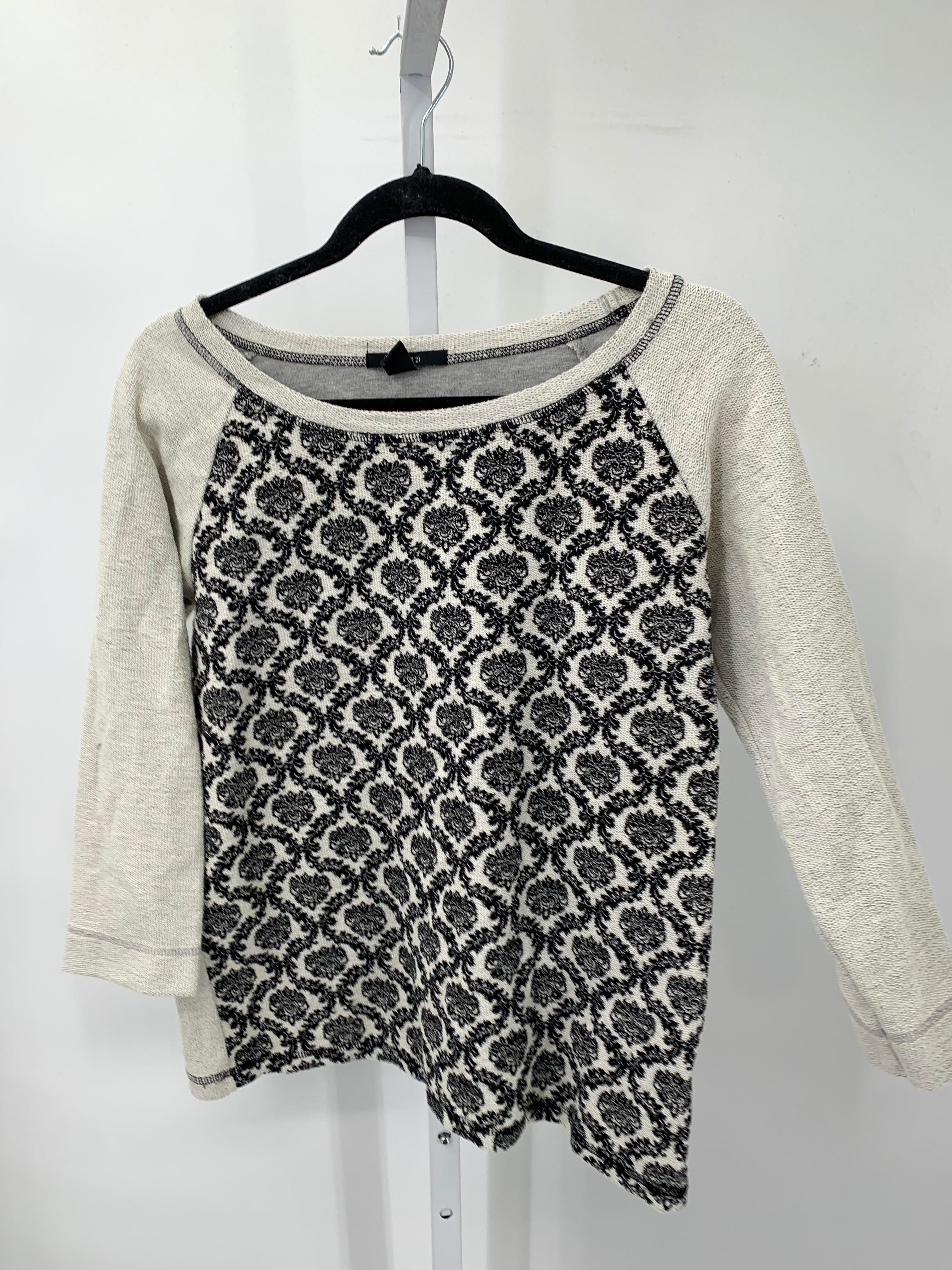 Forever 21 Size Small Juniors Long Sleeve Sweater