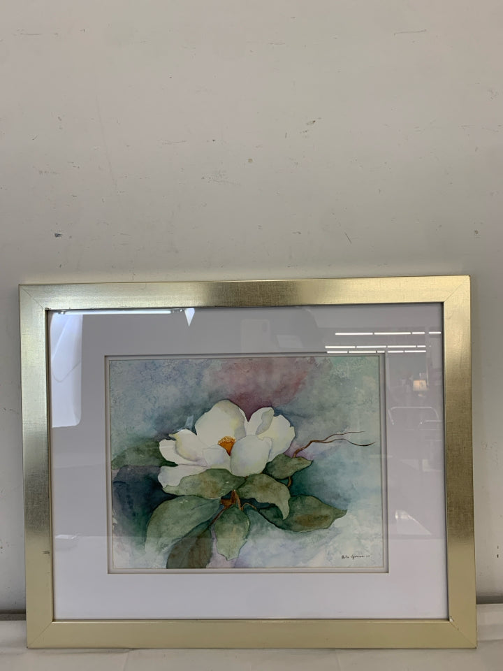 WHITE MAGNOLIA FLOWER WATER COLOR FRAMED PRINT.