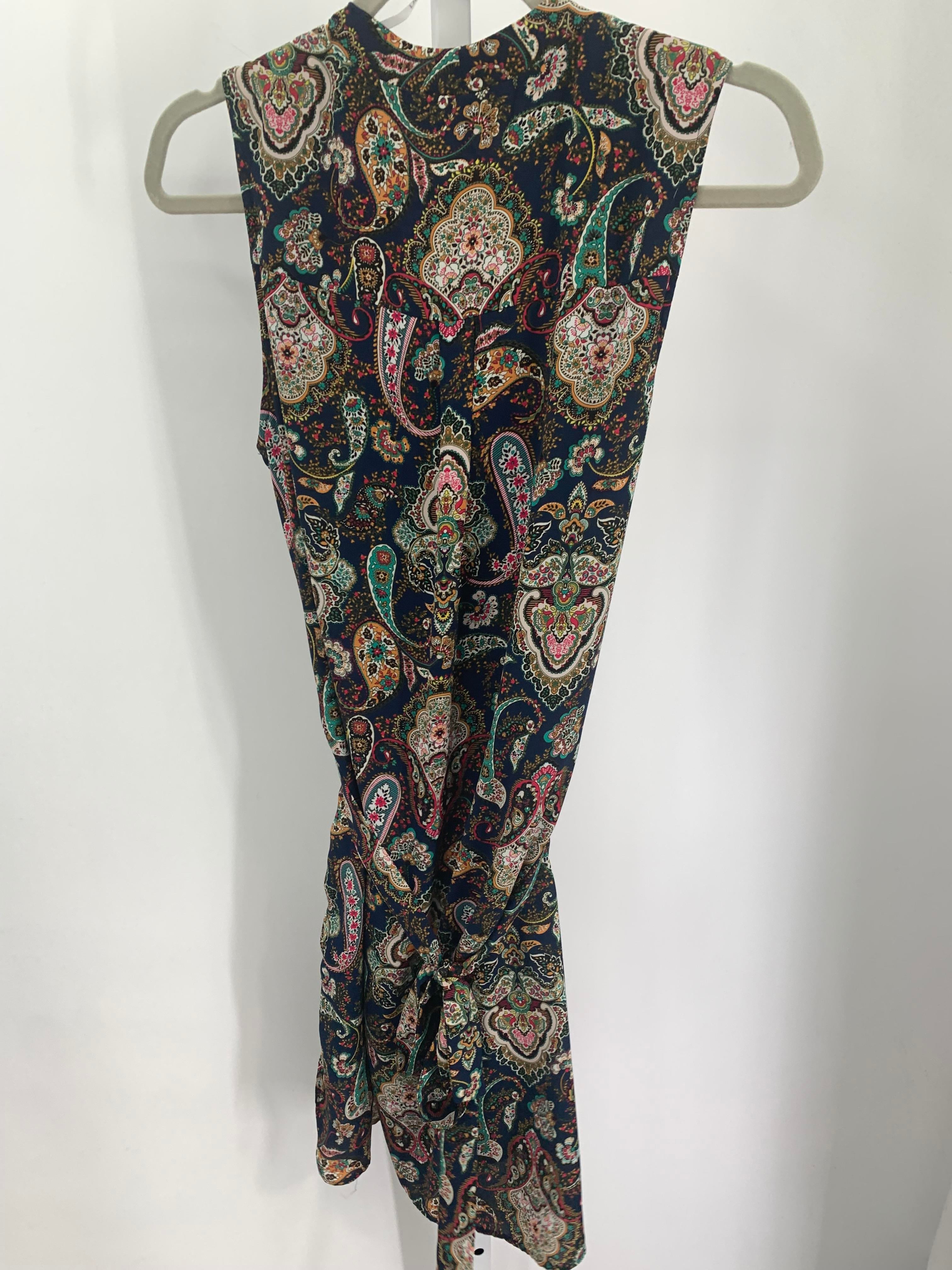 Size Medium Misses Sleeveless Dress