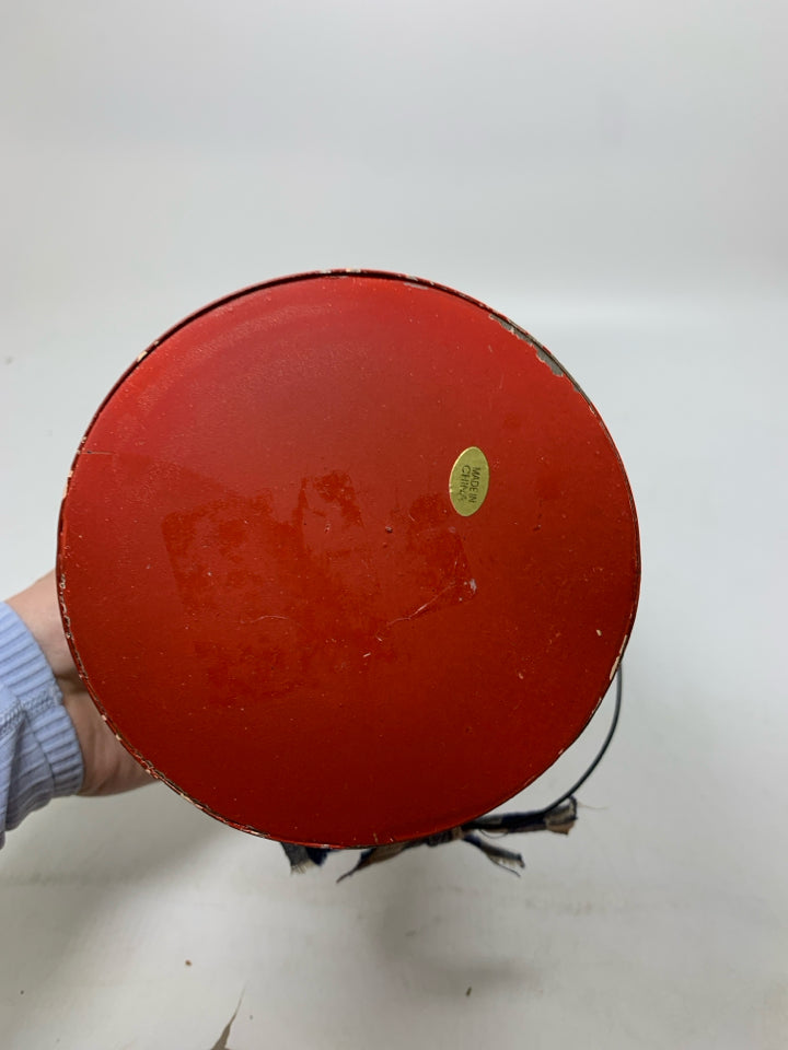 PIERCED PATRIOTIC CYLINDER LANTERN.