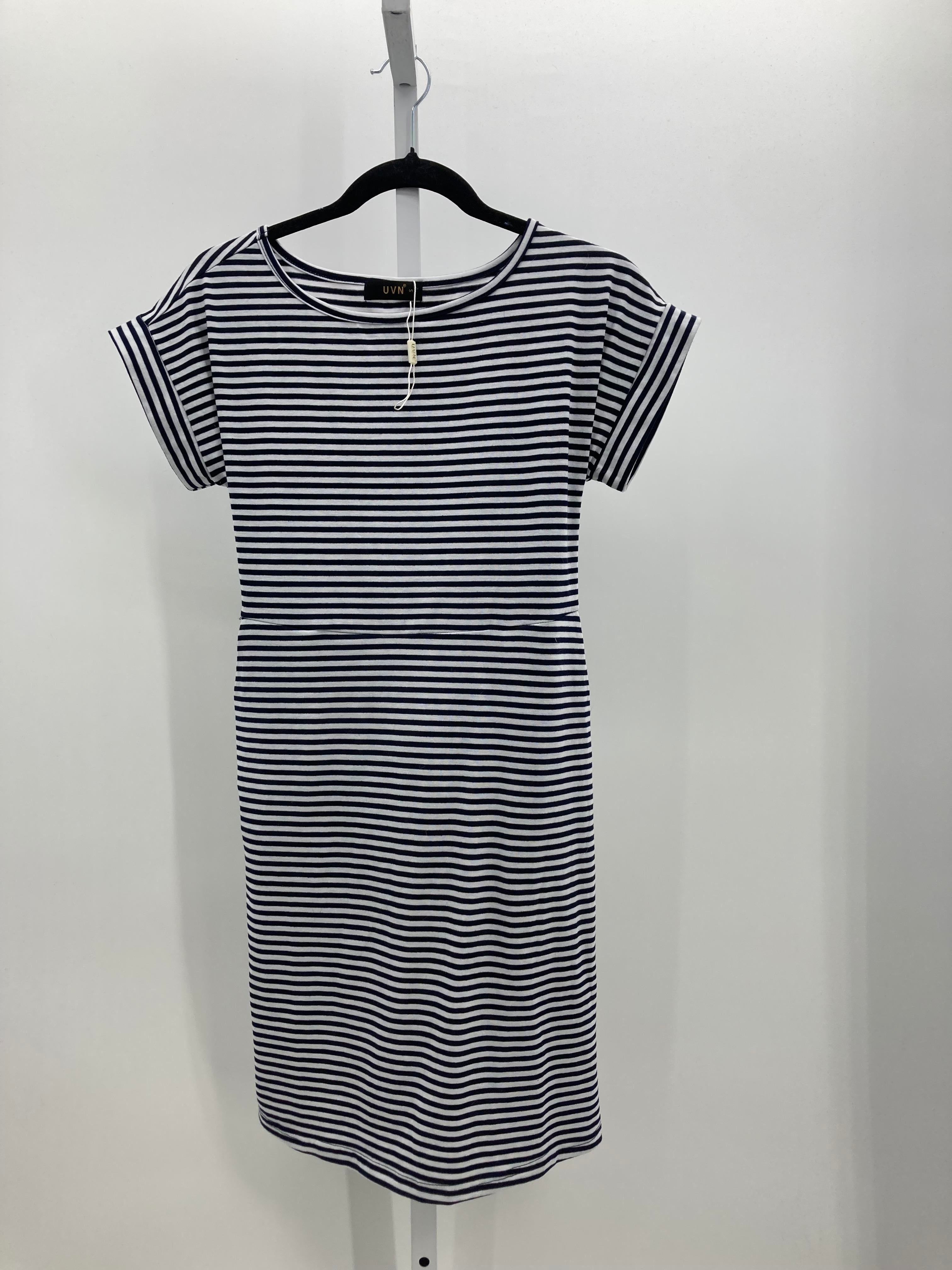 Size Small Misses Short Sleeve Dress