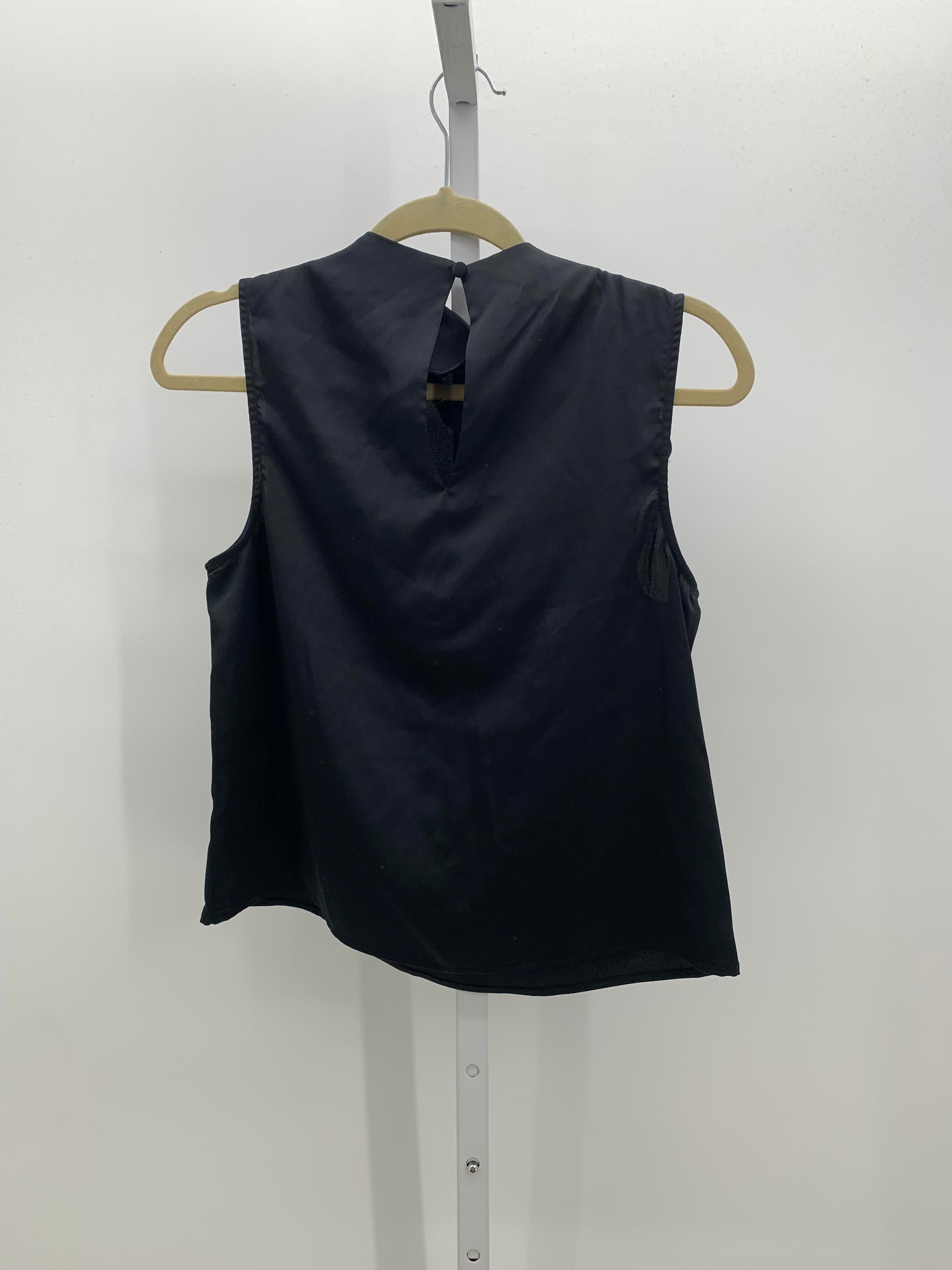 Size X Small Misses Sleeveless Shirt