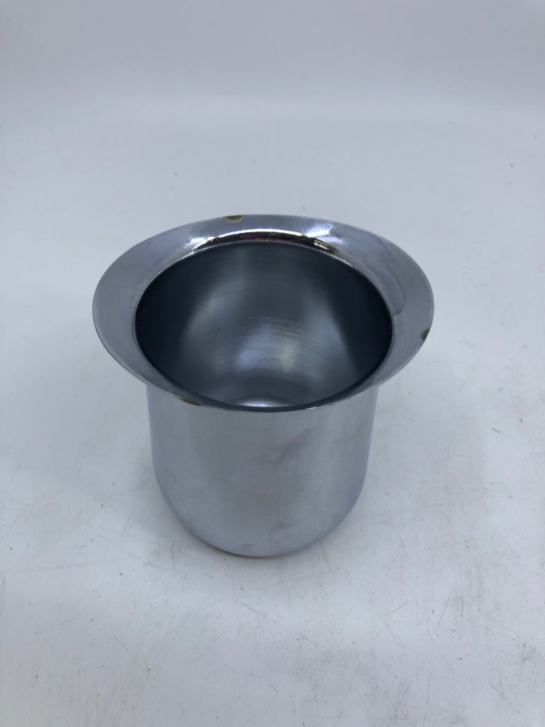 3PC VTG METAL SUGAR AND CREAMER SET W TRAY.