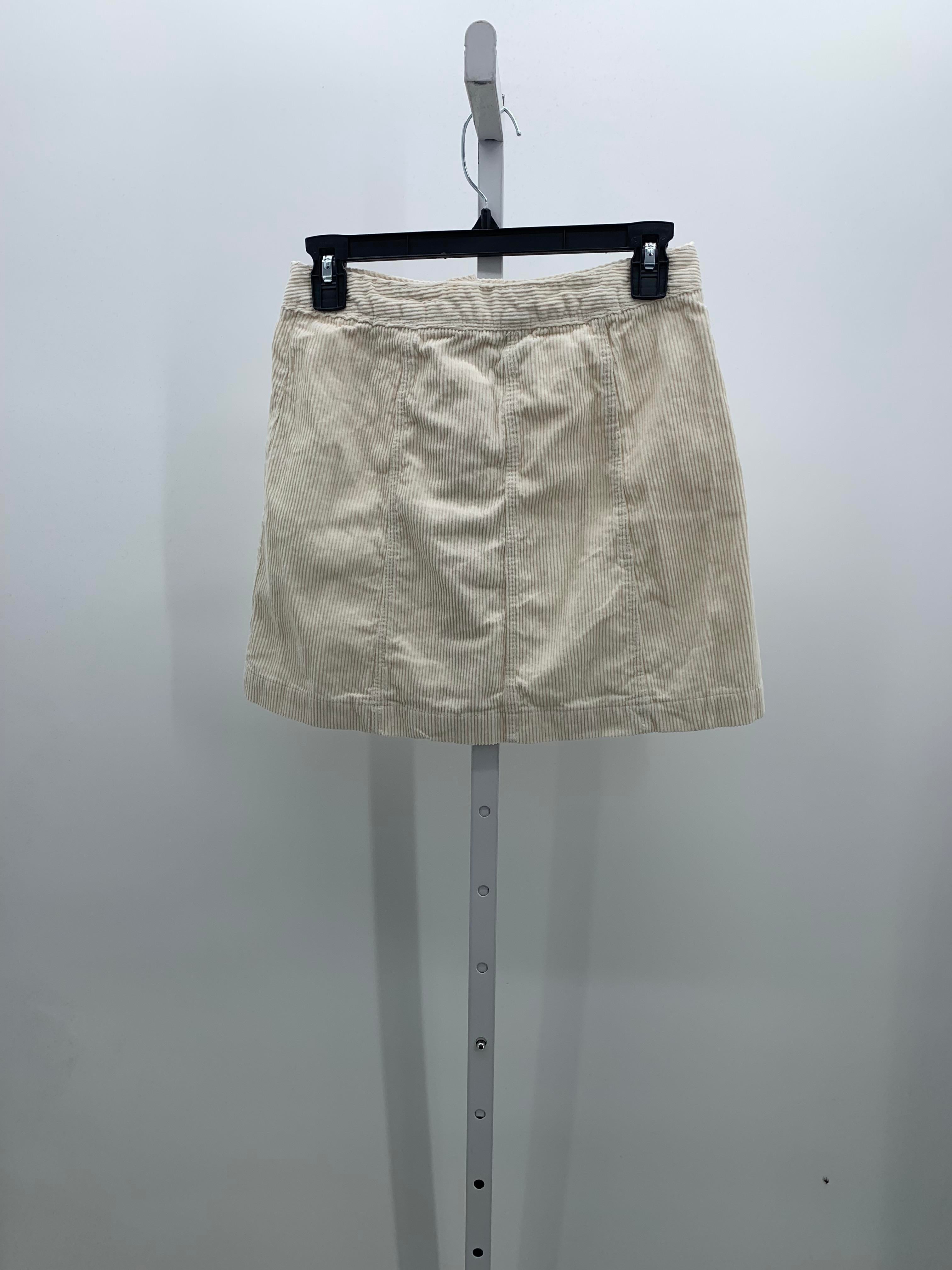 Divided Size 4 Juniors Skirt