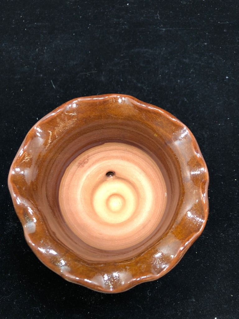 RUFFLED BROWN POTTERY PLANTER.