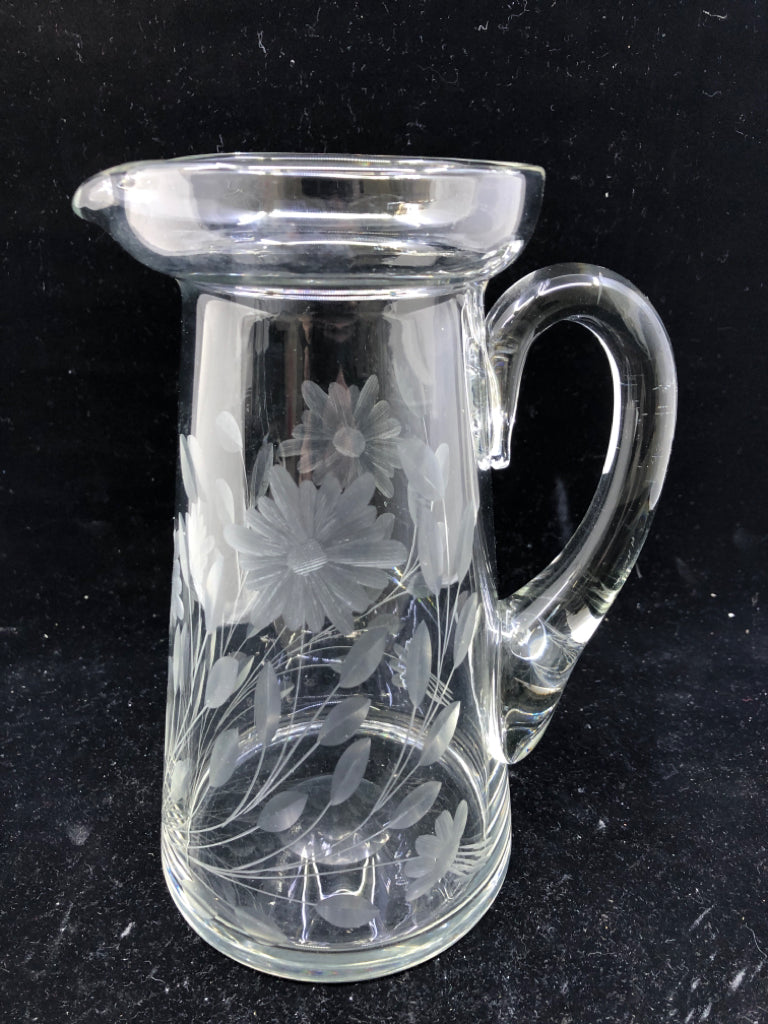 PRINCESS HOUSE ETCHED DAISY GLASS PITCHER.