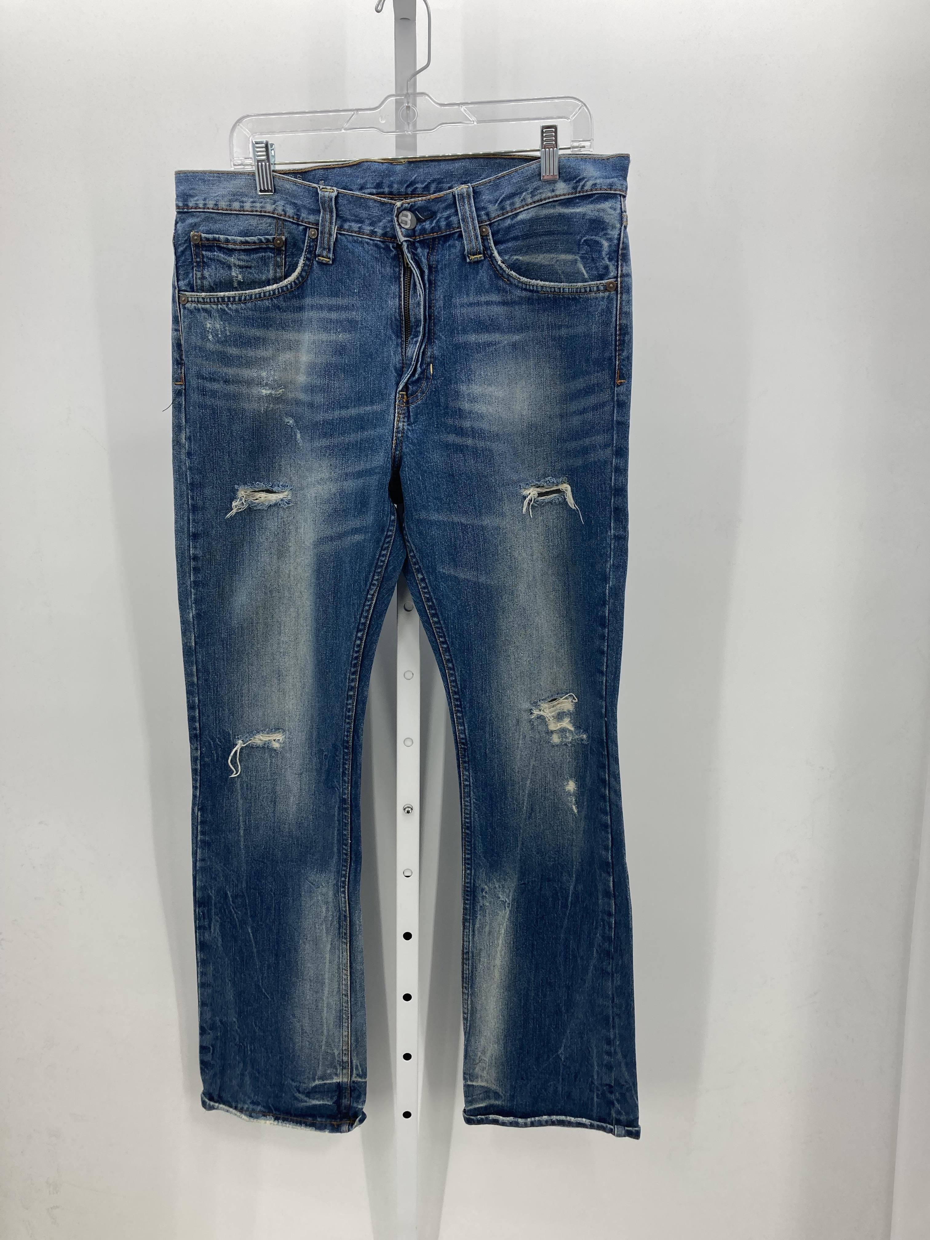 DISTRESSED DENIM