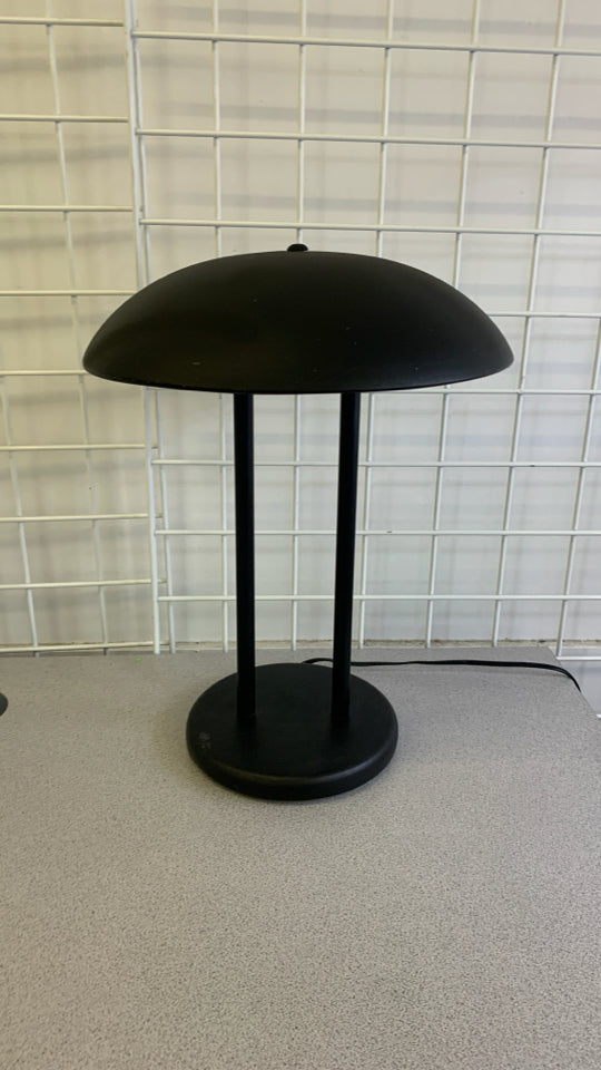 BLACK METAL TWO POLE DOME MUSHROOM DESK LAMP.