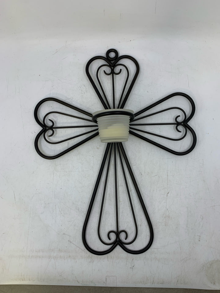 METAL CROSS TEA LIGHT HOLDER.