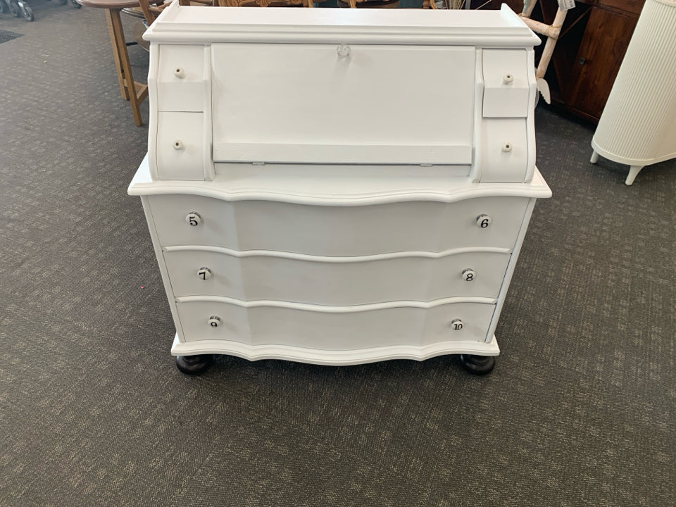 VTG WHITE PAINTED PULL DOWN DESK 7 DRAWERS.