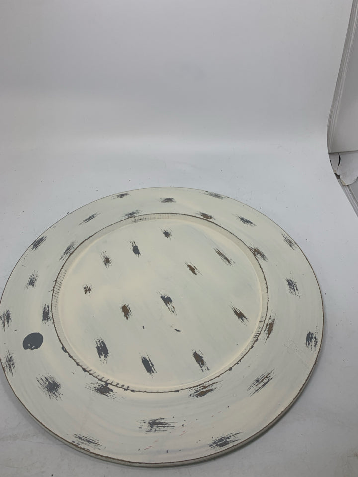 DISTRESSED WHITE PLATE CHARGER.