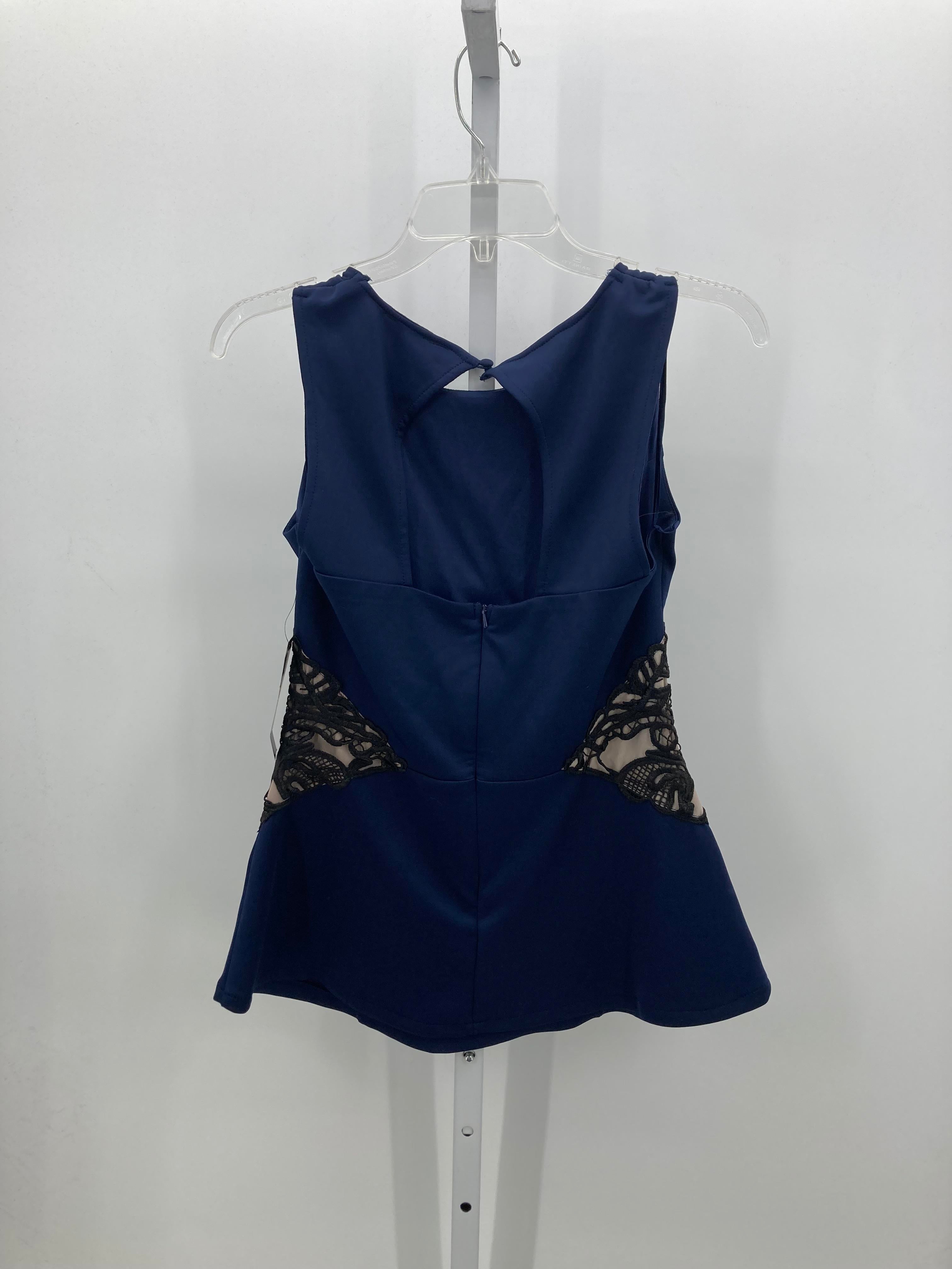 Venus Size Medium Misses Sleeveless Shirt