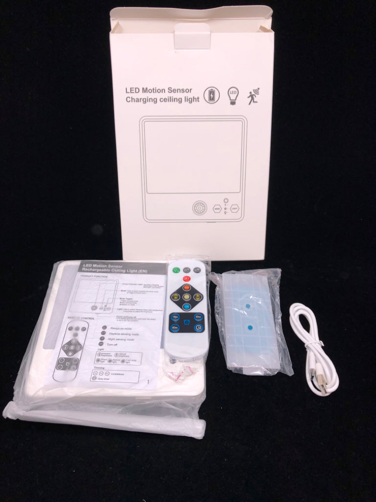 NIB LED MOTION SENSOR CHARGING CEILING LIGHT 9.