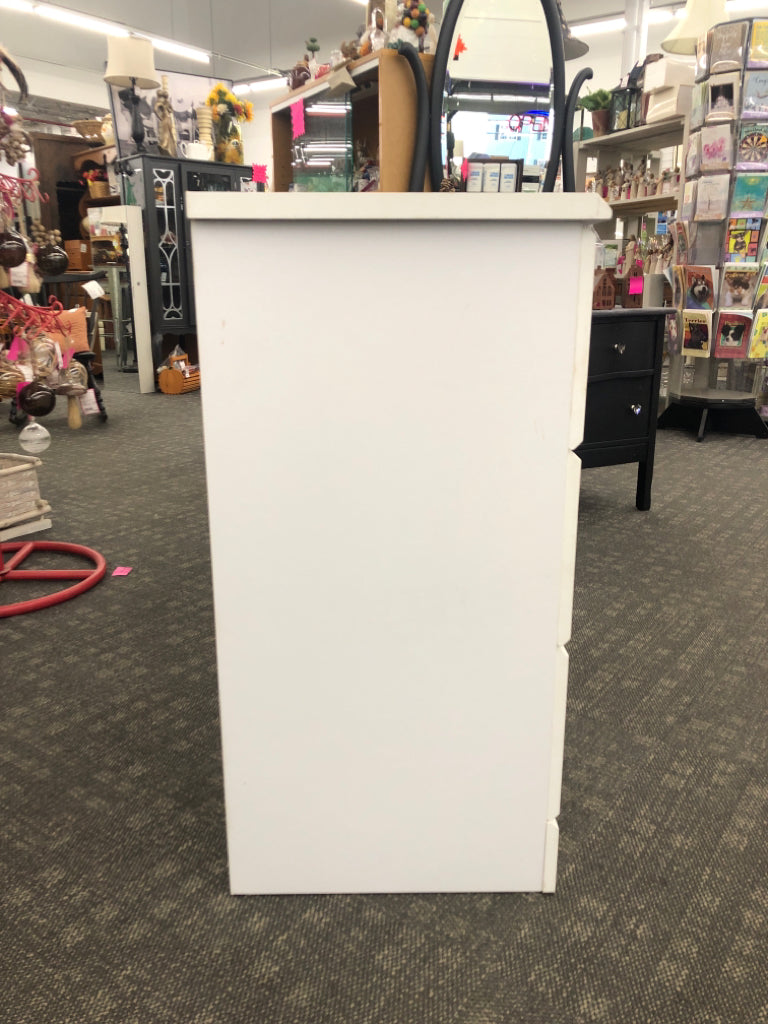 WHITE 3 DRAWER DRESSER W CABINET.