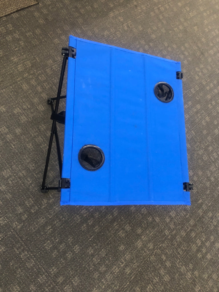 BLUE FOLDING PORTABLE TABLE.