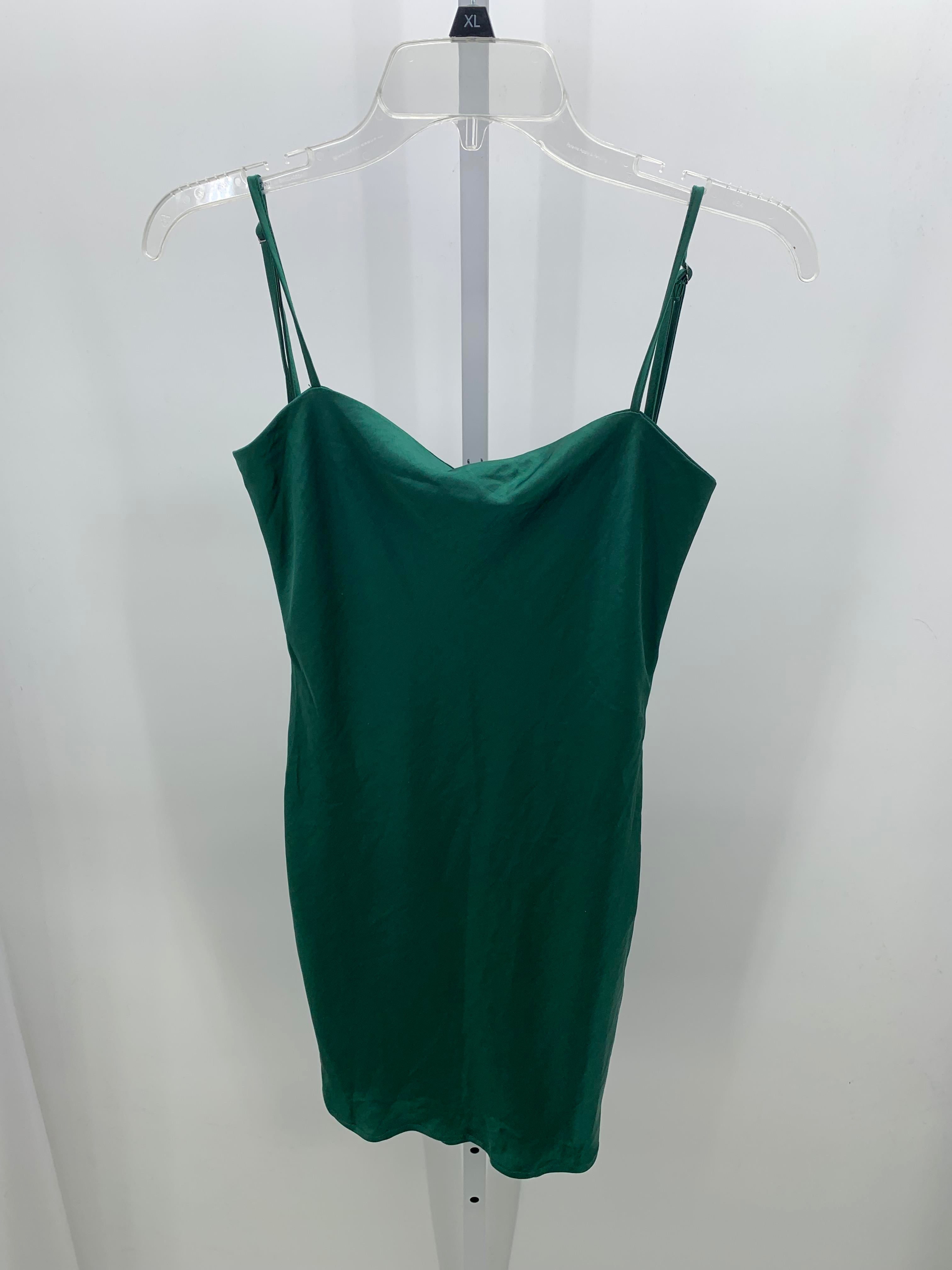 Size 2 Juniors Sleeveless Dress