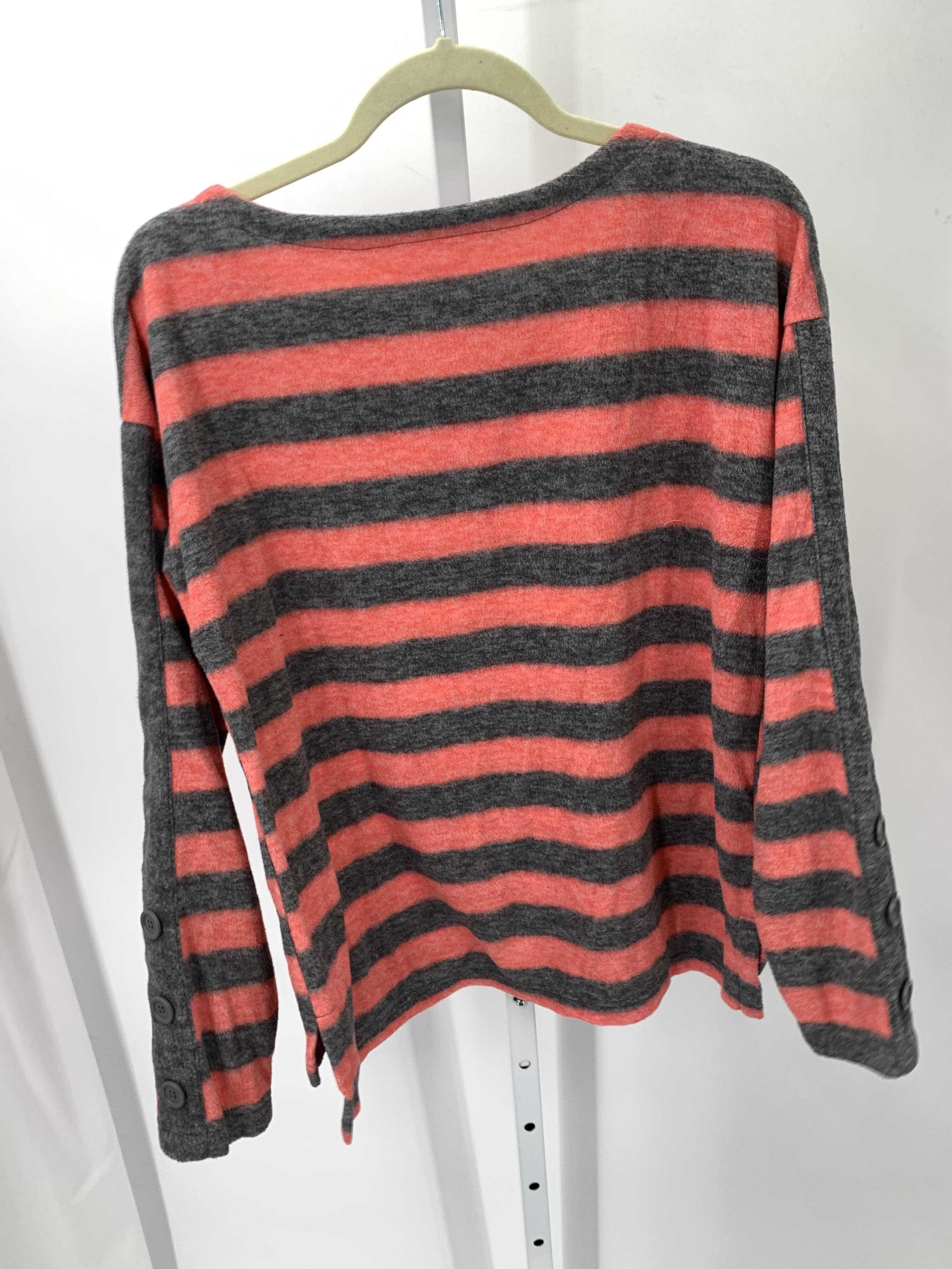 St. Johns Bay Size Medium Misses Long Sleeve Shirt