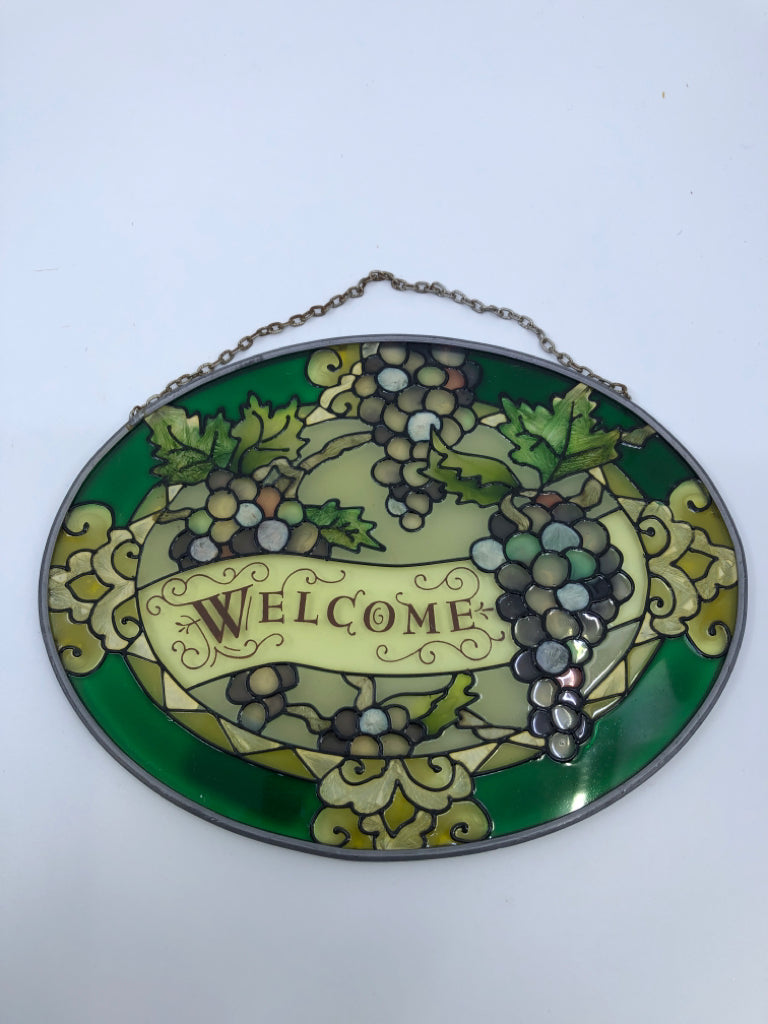 "WELCOME" COLORED GLASS GRAPE PATTERN WALL HANGING.