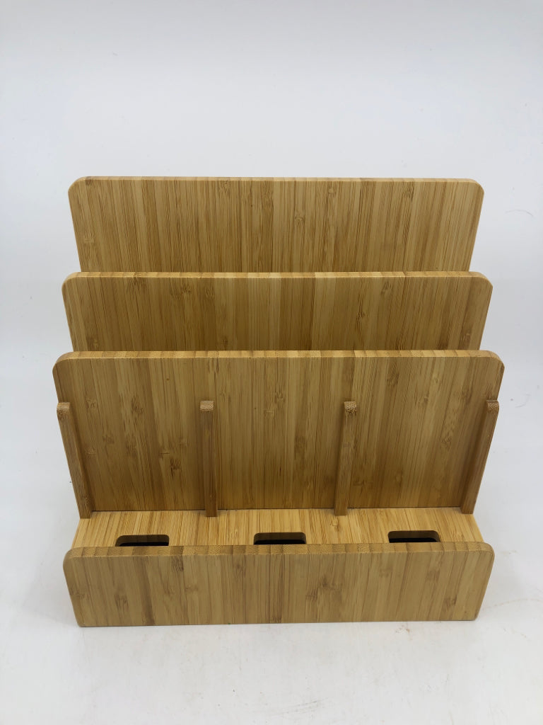 BLONDE WOOD MAIL FILE W/ PHONE STORAGE.