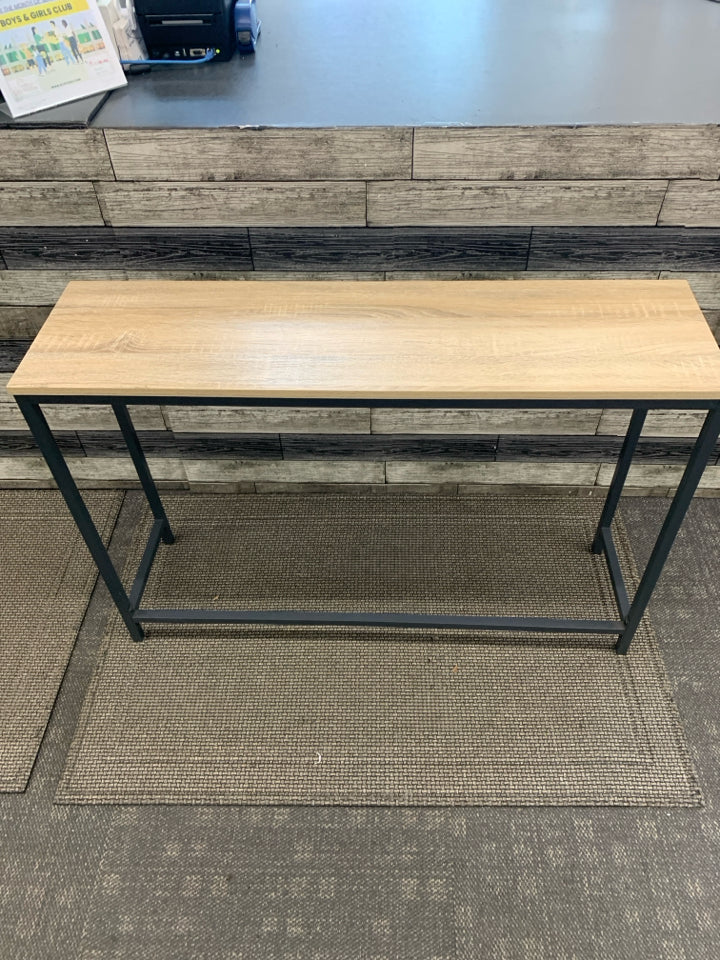 SOFA TABLE WOOD + METAL.