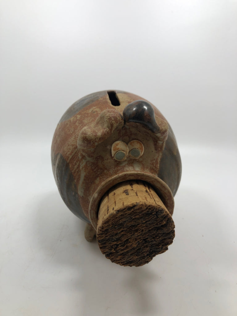 POTTERY PIGGY BANK.