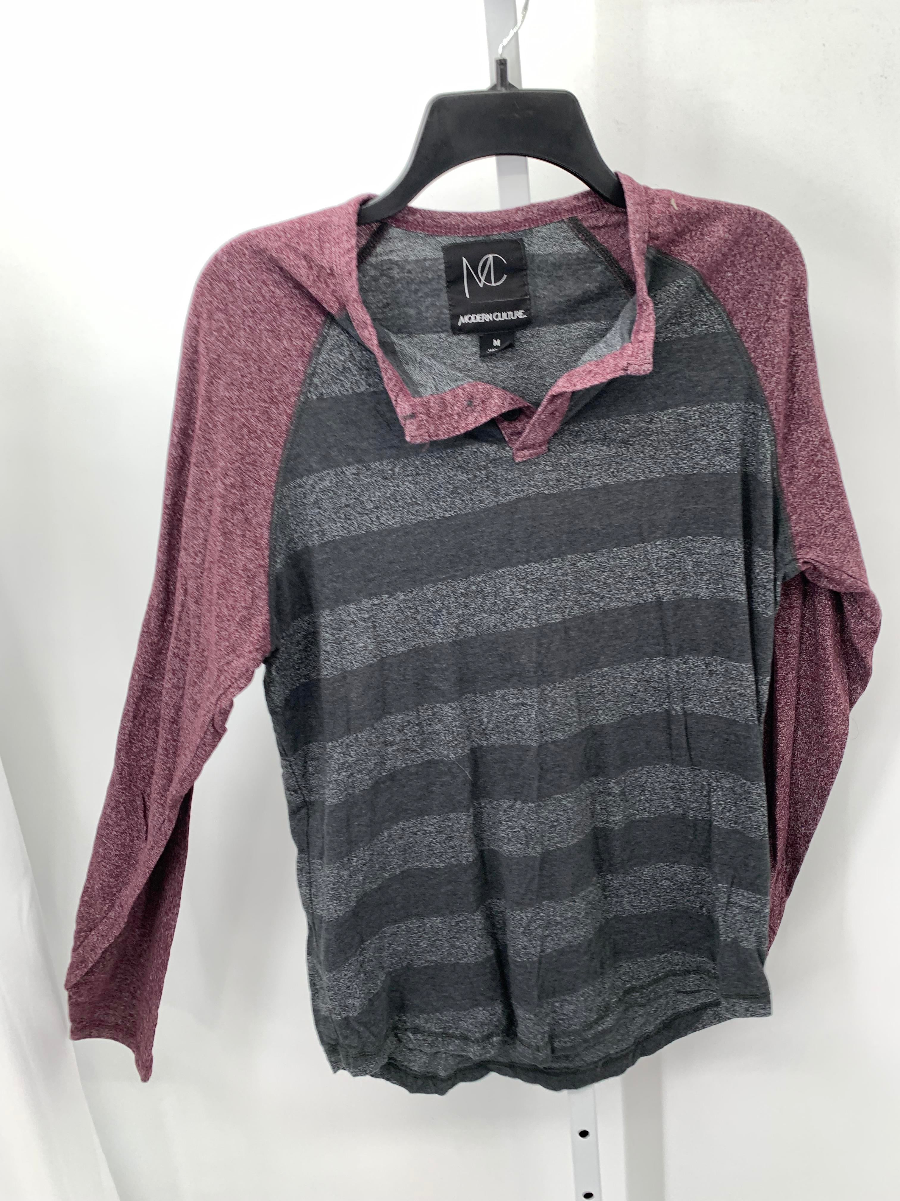 Modern culture Size Medium Juniors Long Sleeve Shirt