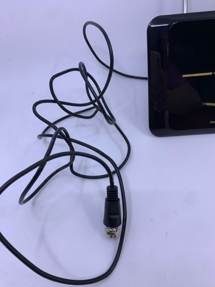 NIB PHILIPS HD FLAT PANEL ANTENNA.