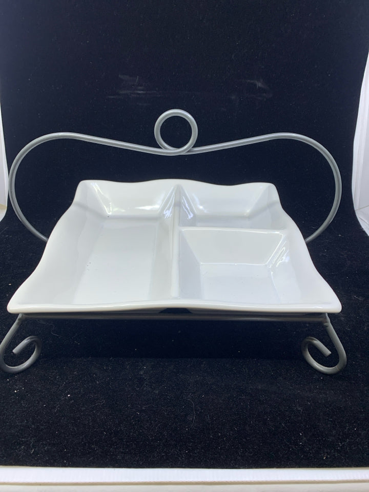WHITE DIVIDED SQUARE DISH IN GREY METAL STAND W/ HANDLE.
