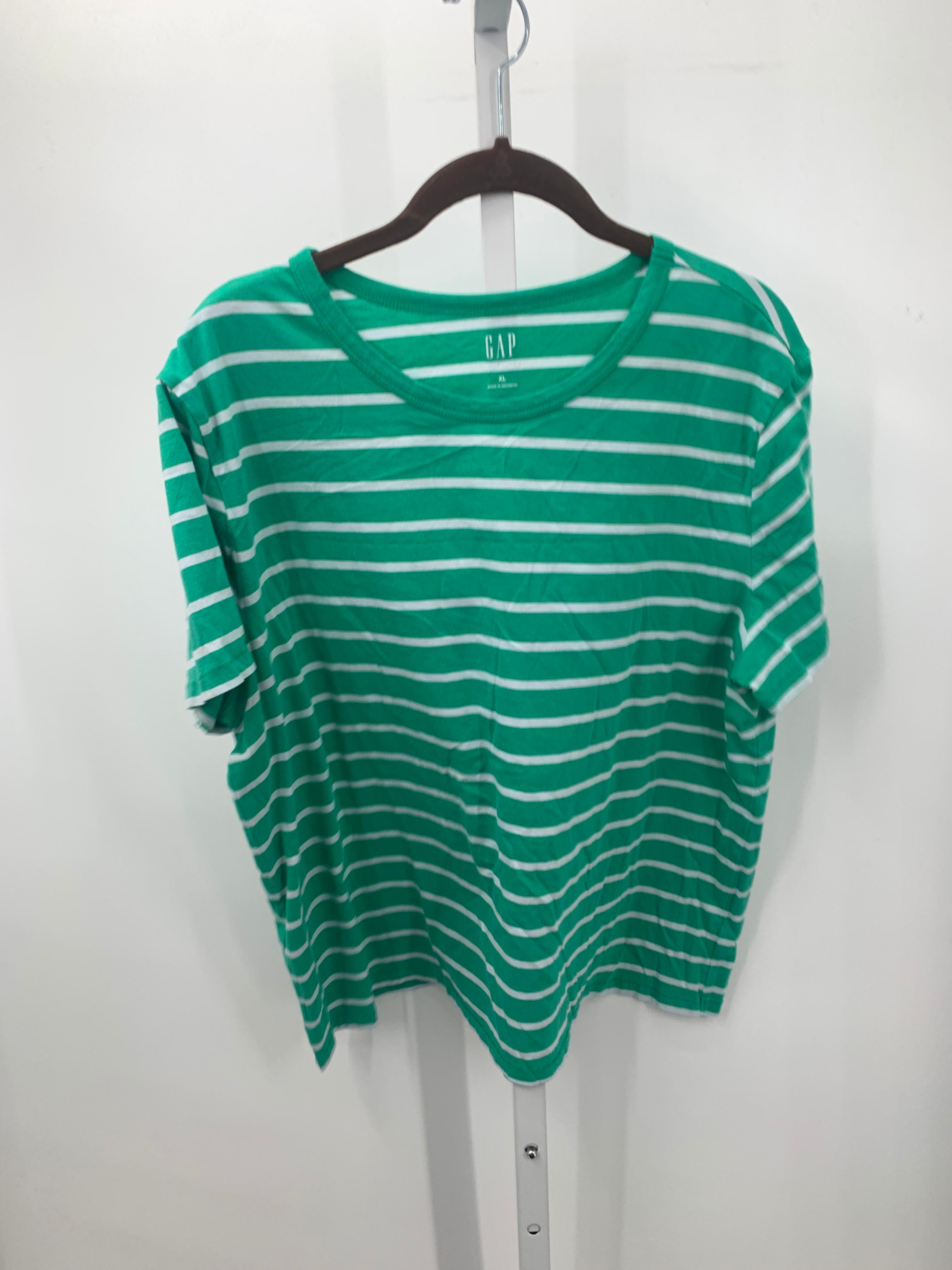 Gap Size Extra Large Misses Short Sleeve Shirt