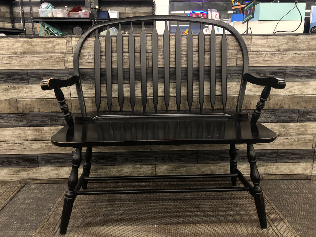 BLACK HIGH BACK BENCH.