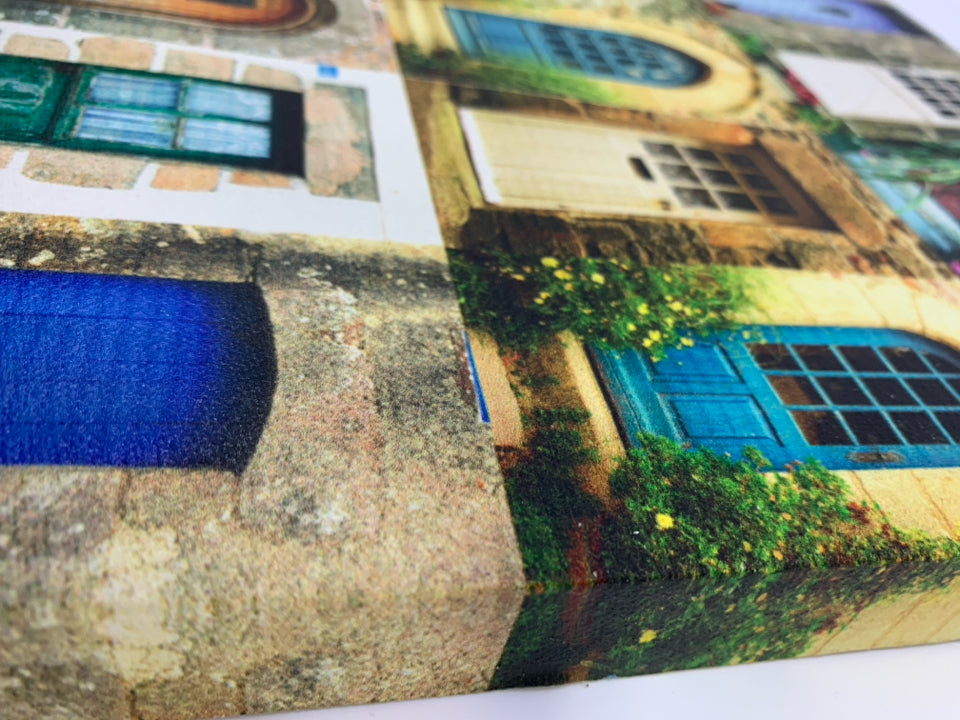 COLORFUL DOORS WALL CANVAS.