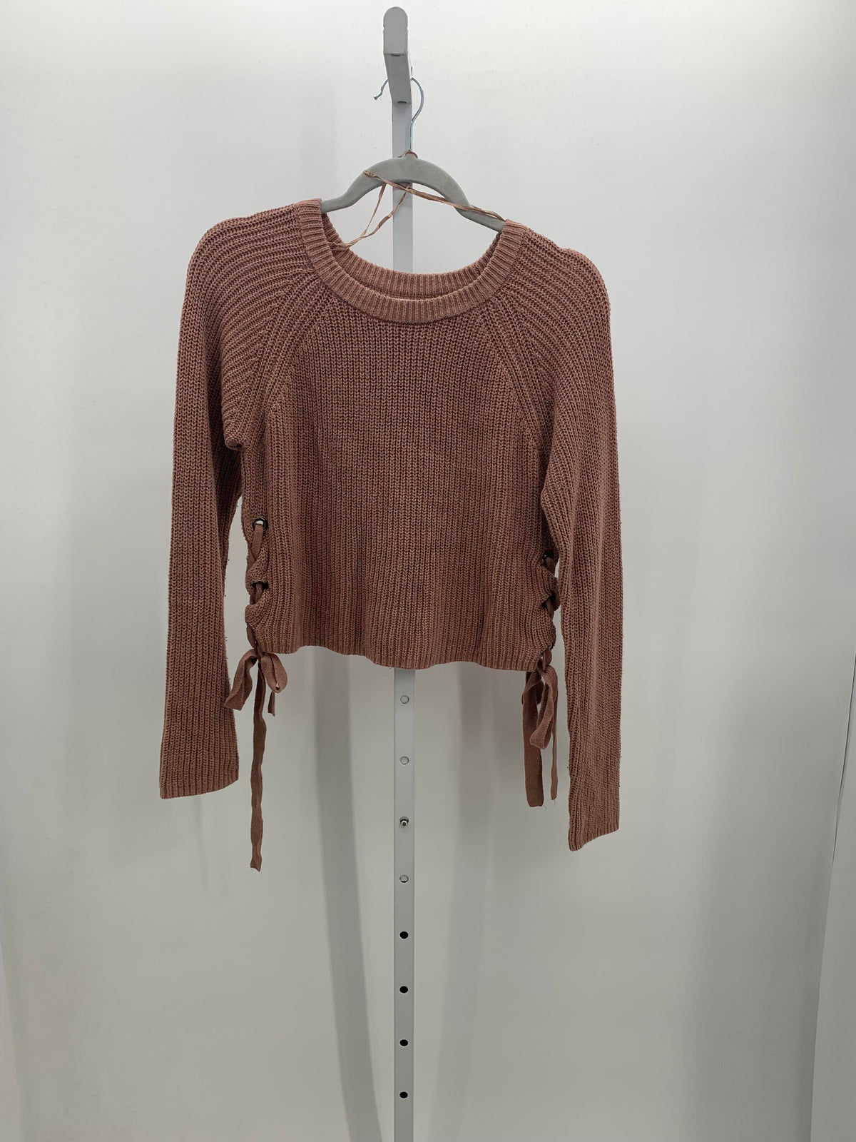 moon & madison Size Small Juniors Long Sleeve Sweater