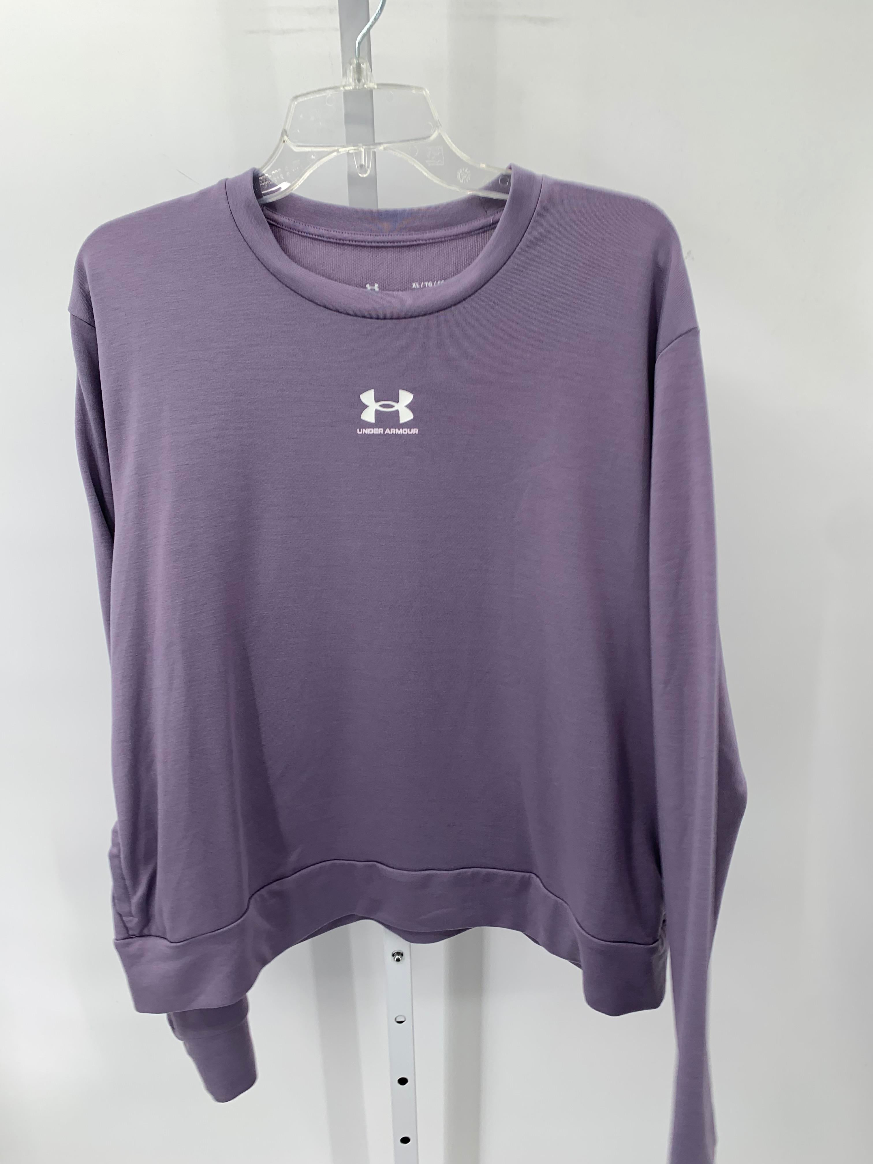 Under Armour Size Extra Large Misses Long Sleeve Shirt
