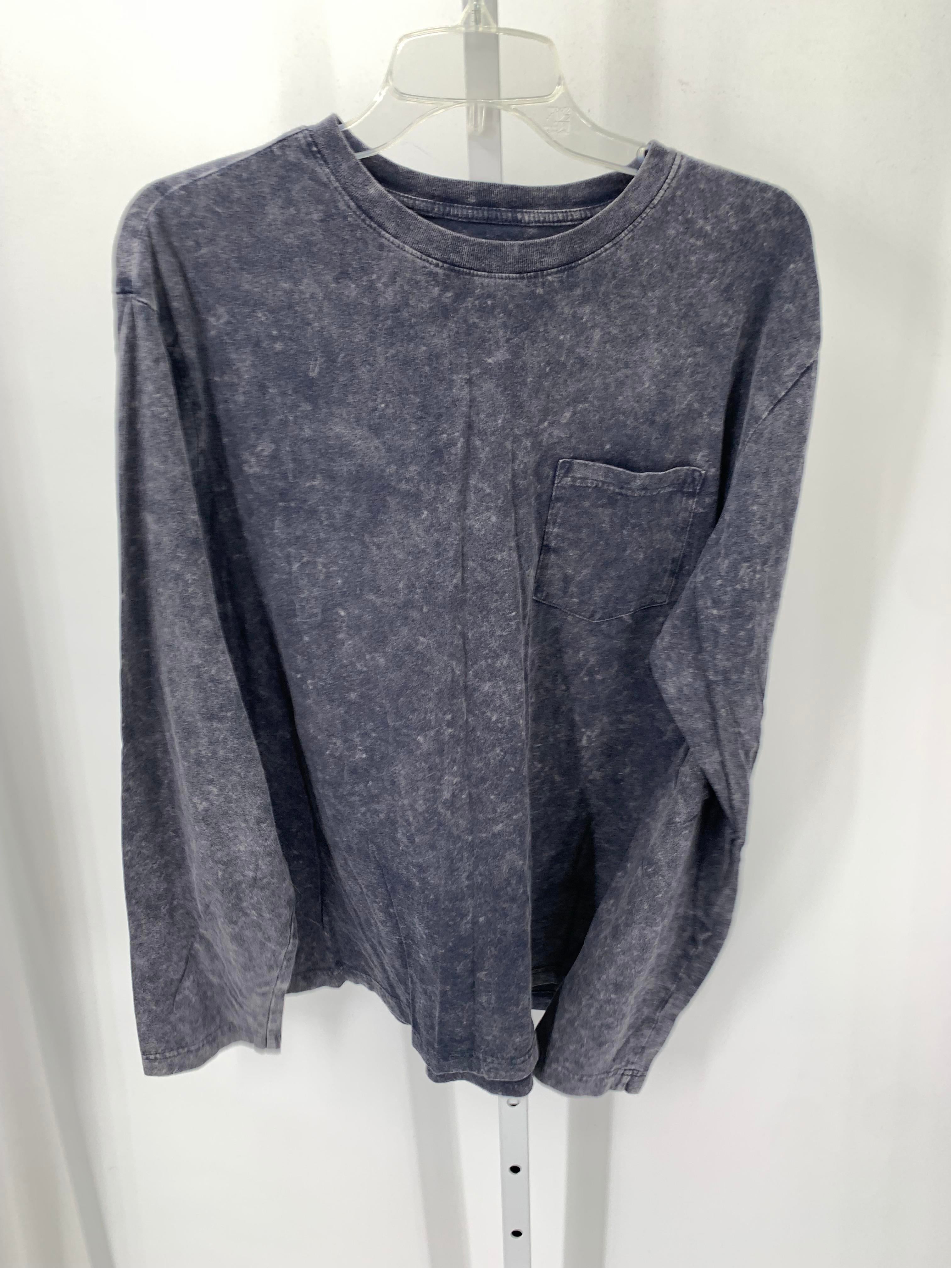 CREW NECK KNIT.