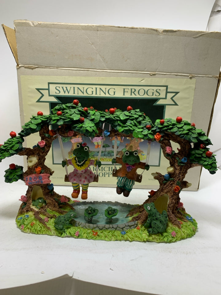 IN BOX 2 FROGS SWINGING FROM TREE RESIN.