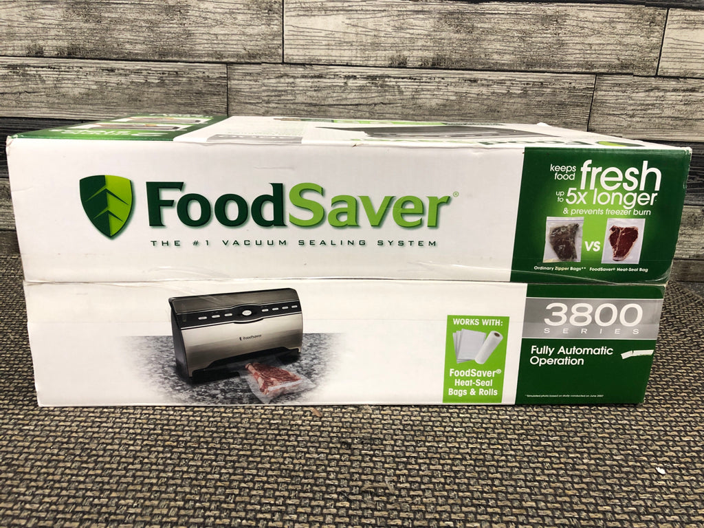 NIB FOOD SAVER 3800 SERIES